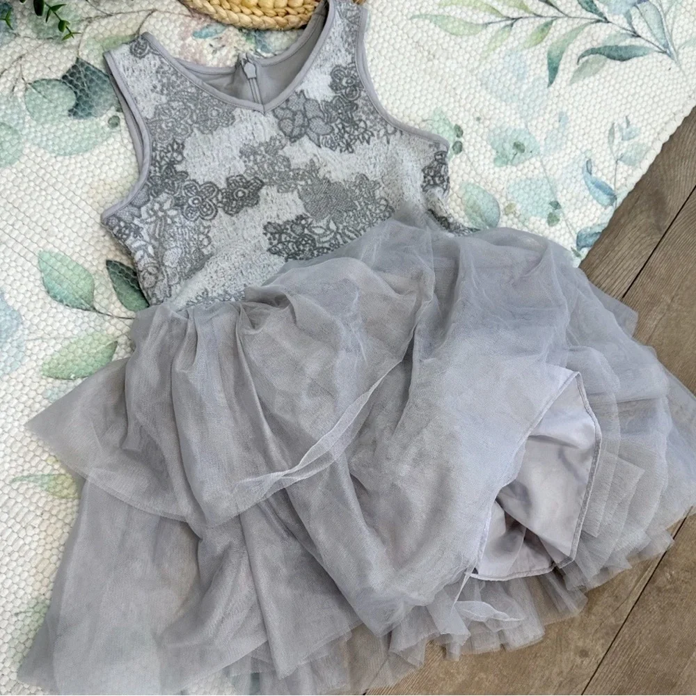 Pippa & Julie Boutique Little Girl Size 4 Formal Christmas Holiday Party Dress
